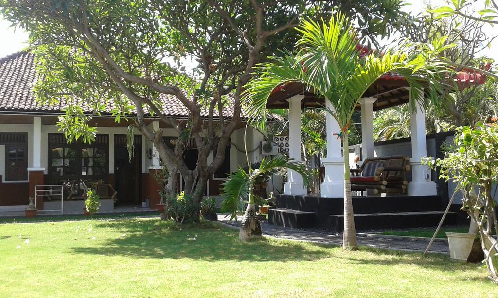 Guest house Puri Mandhara *